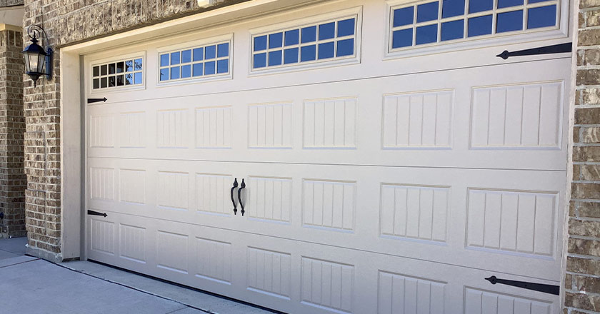 How to Tell When It's Time to Replace Your Garage Door